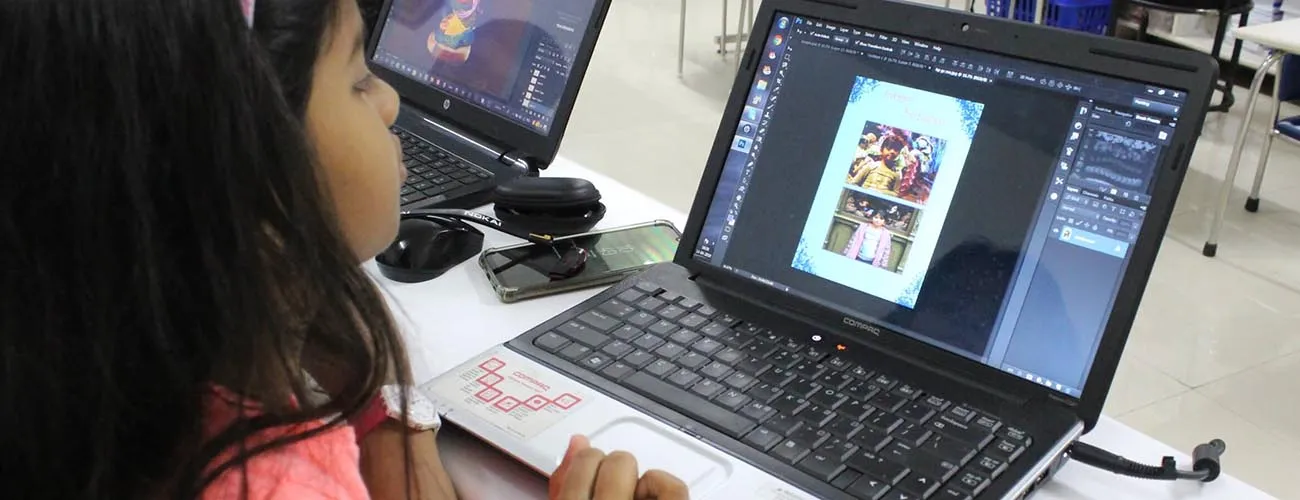 Student in a CodingChamp Photoshop & Graphic Design class